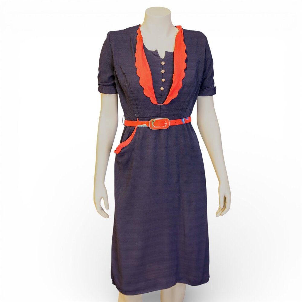 Vintage Navy Blue Dress with Red Scalloped Trim | Pearl Button Dress | Size 8